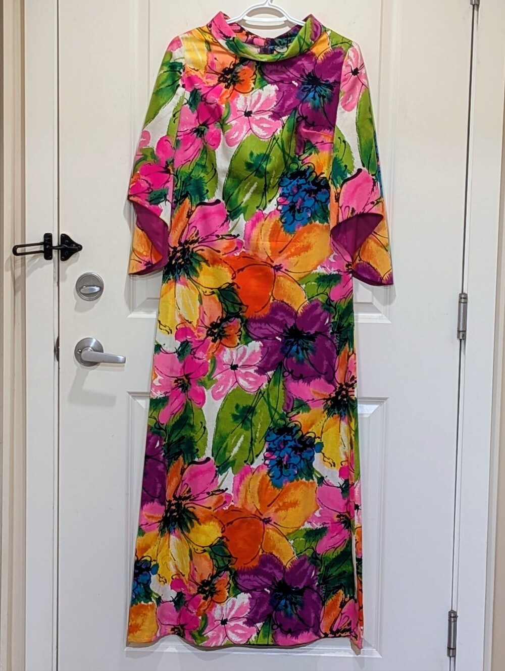 EUC Late 60s S Handmade Tropical Floral Angel Sleeve Hostess Column Lounge Dress